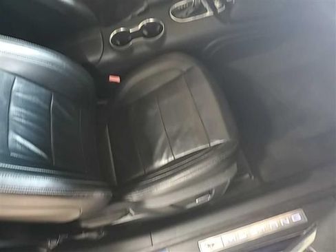 Used 2018 Ford Mustang Premium w/ Equipment Group 201A RWD image 18