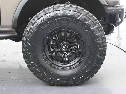 New 2025 Ford Bronco Badlands AWD/4WD image 21