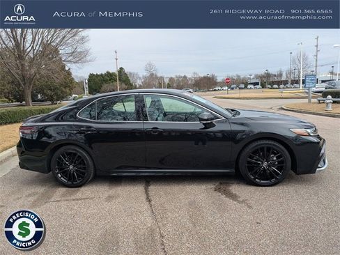 Used 2023 Toyota Camry XSE image 7