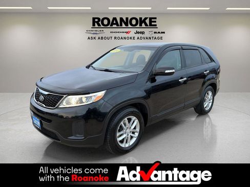 Used 2014 Kia Sorento LX image 3