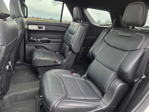 Used 2023 Ford Explorer ST w/ Equipment Group 401A AWD/4WD image 19
