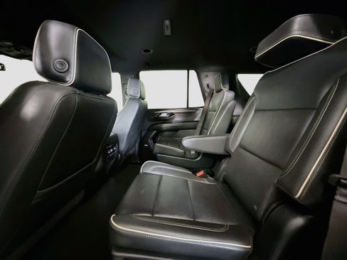 Used 2025 Chevrolet Tahoe Premier RWD image 25