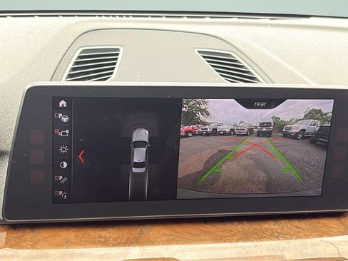 Used 2017 BMW 530i RWD image 18