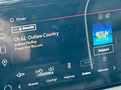 Used 2022 GMC Sierra 1500 AT4X image 26