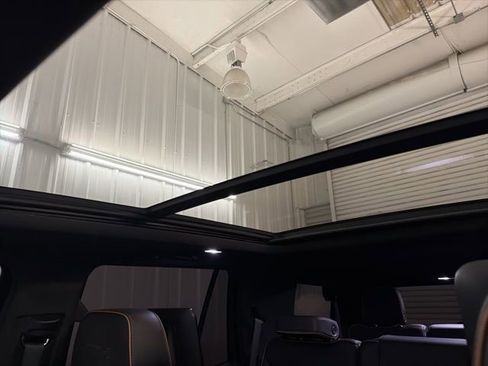 Used 2021 GMC Yukon AT4 w/ AT4 Premium Plus Package AWD/4WD image 37