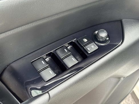 Used 2020 MAZDA CX-5 Touring image 24