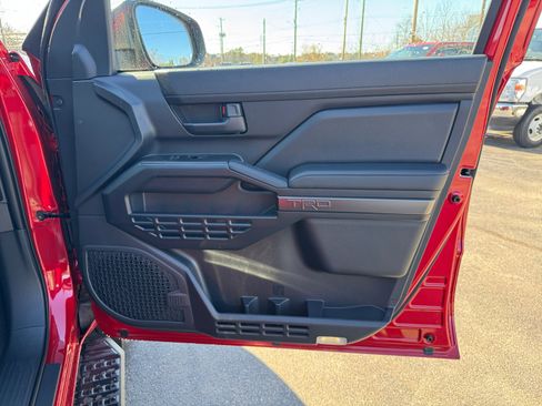 New 2026 Toyota 4Runner TRD Off-Road Premium AWD/4WD image 29