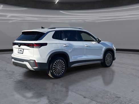 New 2026 Volkswagen Tiguan S FWD image 5