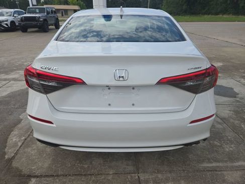 Used 2023 Honda Civic Sport image 4