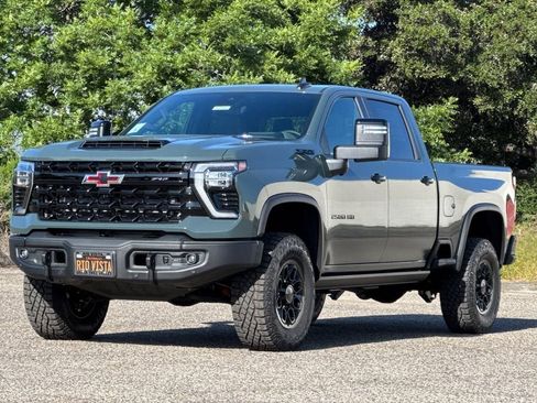 New 2026 Chevrolet Silverado 2500 ZR2 w/ ZR2 Bison Edition AWD/4WD image 8