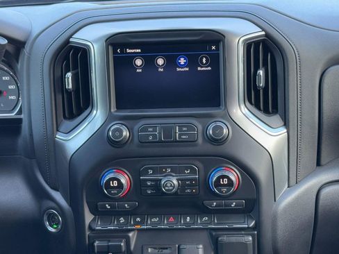 Used 2020 Chevrolet Silverado 1500 LT w/ All-Star Edition image 13