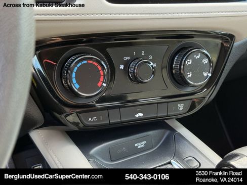 Used 2022 Honda HR-V LX image 25