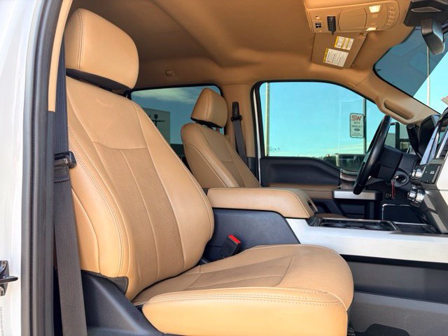 Used 2022 Ford F450 Lariat w/ Lariat Value Package AWD/4WD image 16