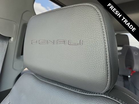 Used 2021 GMC Sierra 1500 Denali w/ Driver Alert Package II AWD/4WD image 16