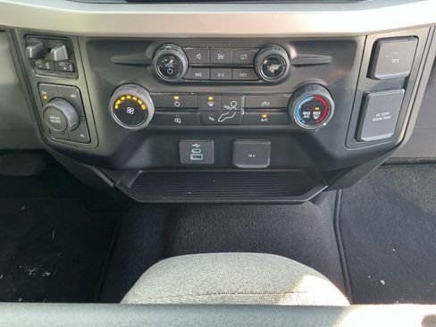 Used 2024 Ford F250 XLT image 17