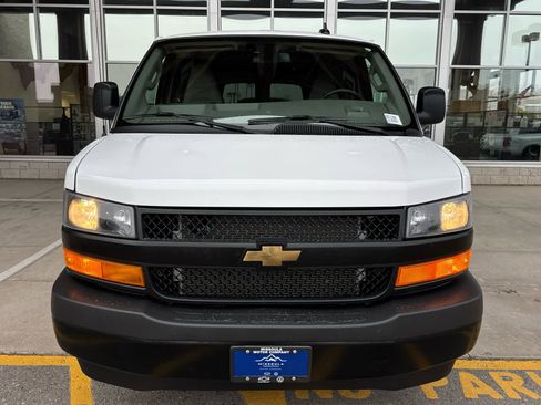 Used 2024 Chevrolet Express 2500 w/ Driver Convenience Package image 6