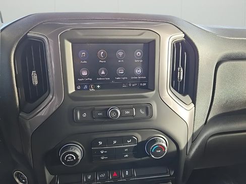 Used 2025 Chevrolet Silverado 2500 W/T w/ WT Convenience Package image 17