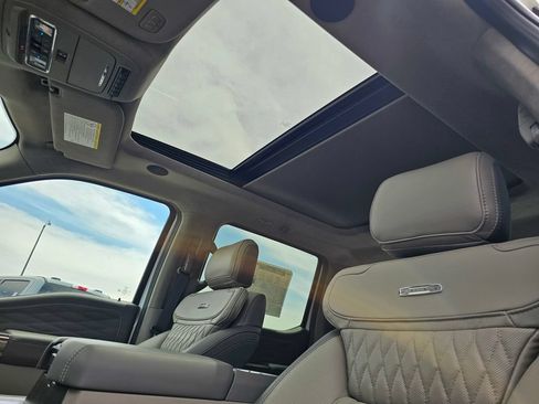 New 2026 Ford F350 Platinum w/ Platinum Plus Package AWD/4WD image 32