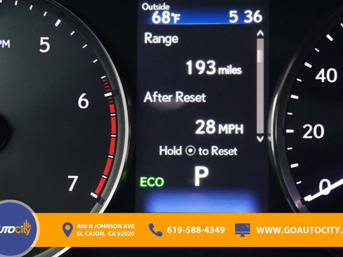 Used 2017 Lexus IS 200t RWD image 3
