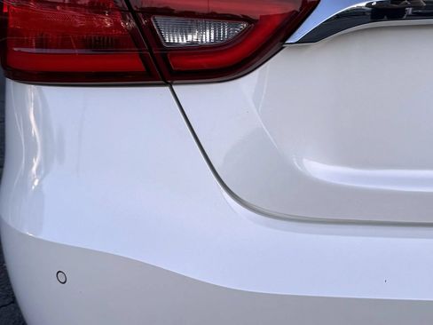 Used 2016 Nissan Maxima Platinum w/ Interior Lighting Package FWD image 12