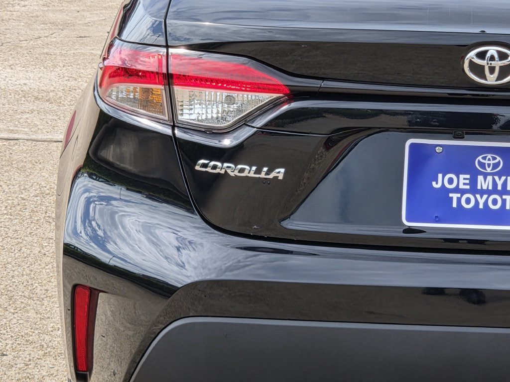 Used 2024 Toyota Corolla LE FWD image 10