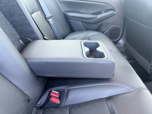 Used 2024 Nissan Altima 2.5 SL FWD image 12