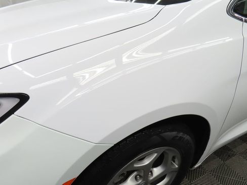 Used 2024 Chrysler Pacifica Limited FWD image 43