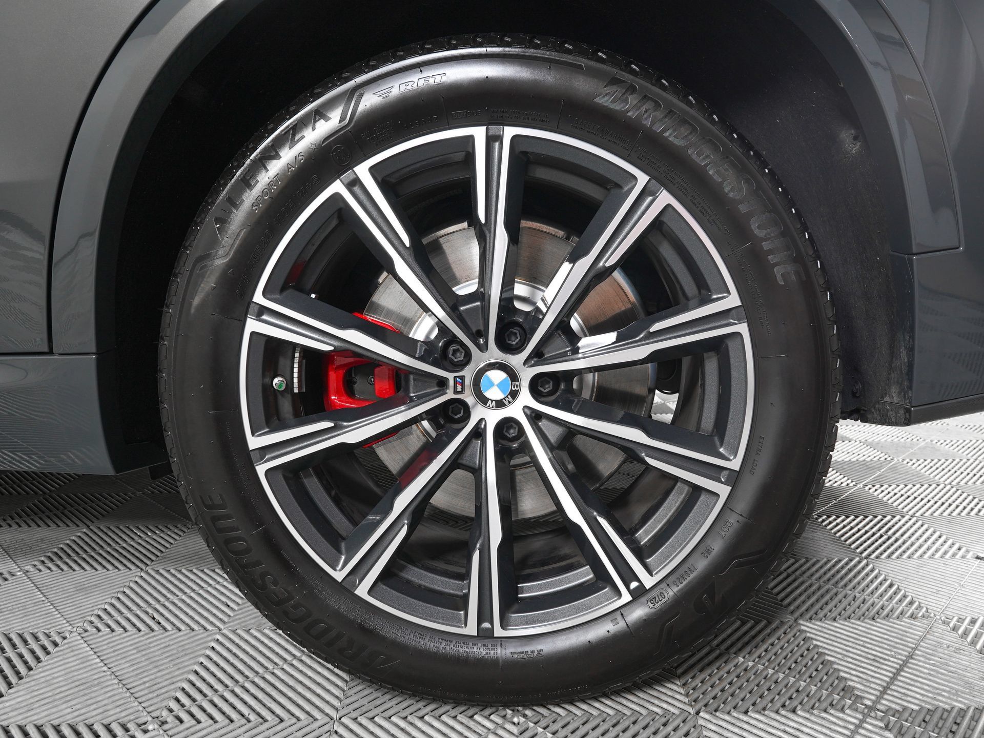 Used 2026 BMW X5 M60i AWD/4WD image 31
