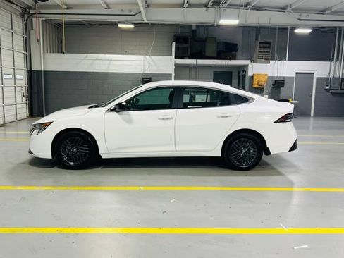 New 2026 Nissan Sentra SV w/ SV Convenience Package FWD image 13