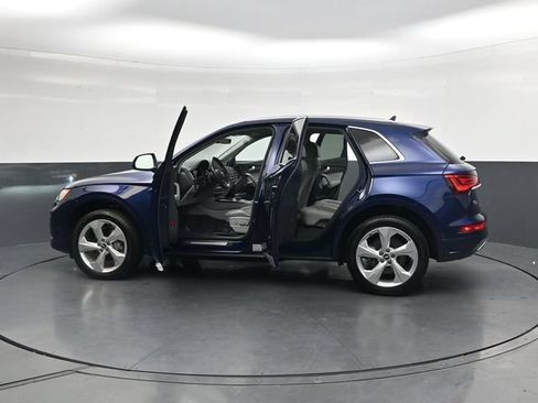 Used 2021 Audi Q5 Prestige w/ Prestige Package AWD/4WD image 41