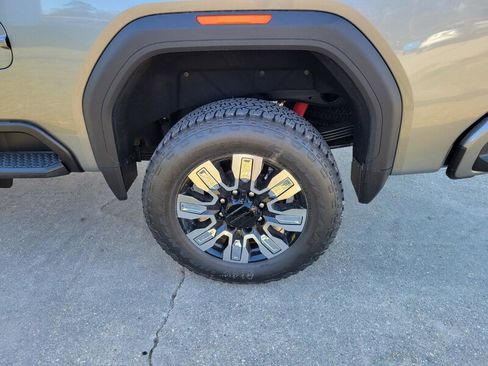 New 2026 GMC Sierra 2500 Denali w/ Denali Reserve Package image 7