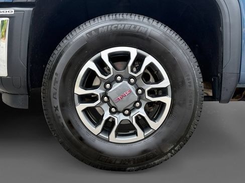 Used 2024 GMC Sierra 3500 SLE w/ SLE Convenience Package AWD/4WD image 14