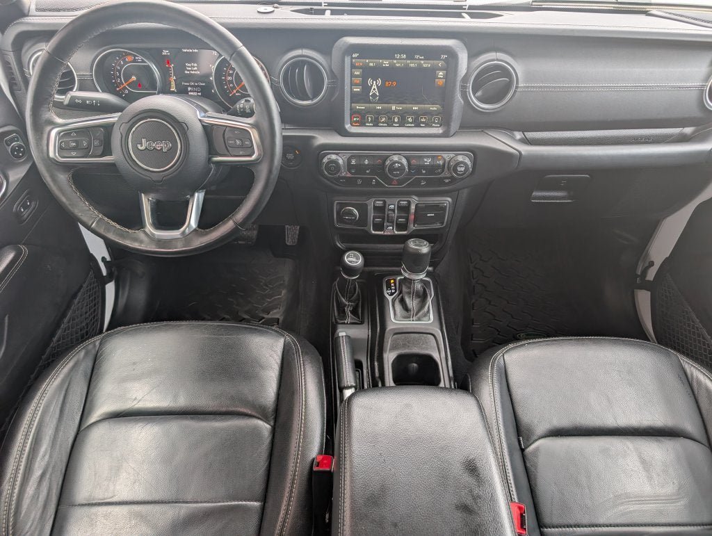 Used 2018 Jeep Wrangler Unlimited Sahara AWD/4WD image 26