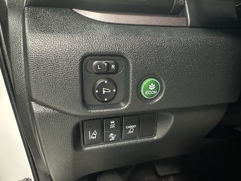 Used 2023 Honda Ridgeline Sport image 19
