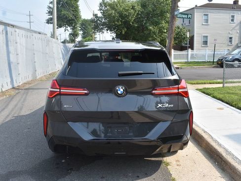 Used 2025 BMW X3 xDrive30i AWD/4WD image 6