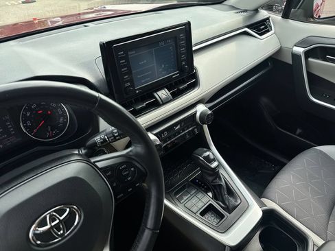 Used 2020 Toyota RAV4 XLE w/ Convenience Package AWD/4WD image 24