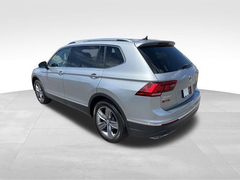 Used 2019 Volkswagen Tiguan SEL Premium AWD/4WD image 5