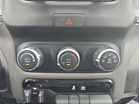 Used 2023 RAM 2500 Tradesman AWD/4WD image 27