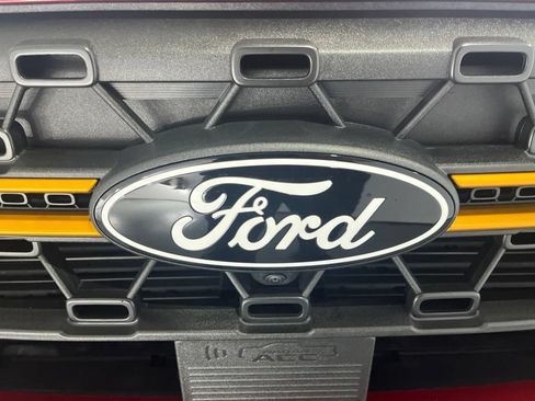 Used 2025 Ford Maverick Tremor AWD/4WD image 34
