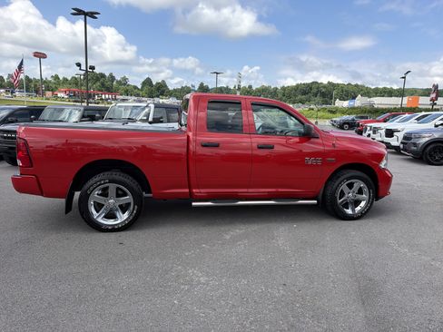 Used 2017 RAM 1500 Express w/ Express Value Package AWD/4WD image 5