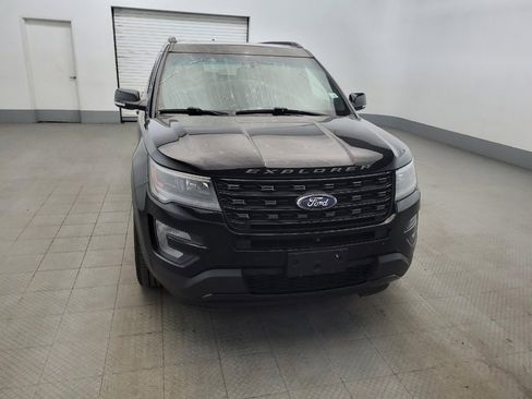Used 2017 Ford Explorer Sport w/ Equipment Group 401A AWD/4WD image 14