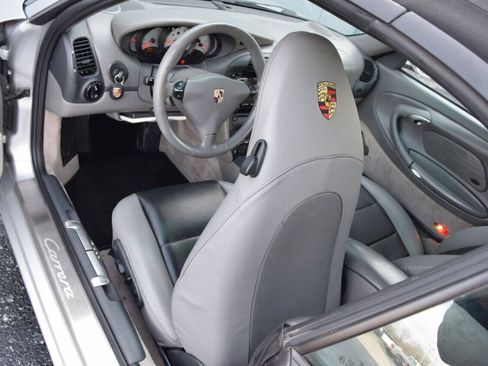 Used 1999 Porsche 911 Cabriolet image 57