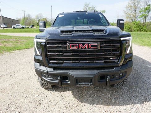 New 2026 GMC Sierra 2500 AT4X w/ AT4X AEV Edition AWD/4WD image 11