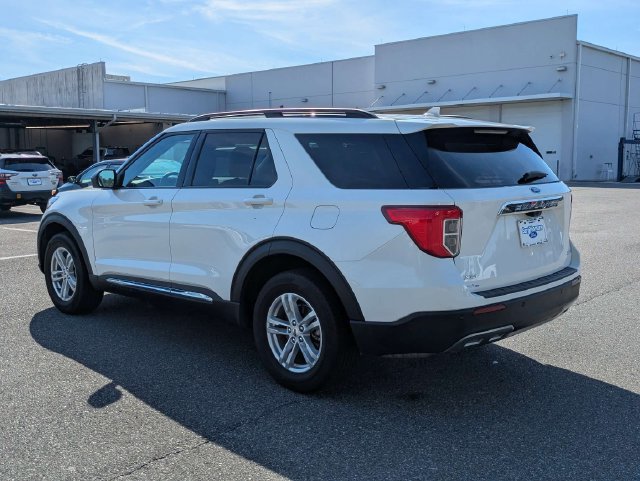Used 2023 Ford Explorer XLT w/ Equipment Group 202A AWD/4WD image 5