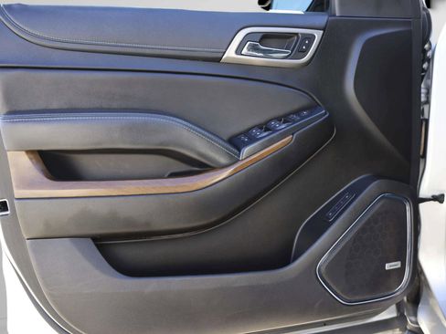 Used 2020 GMC Yukon XL Denali image 14