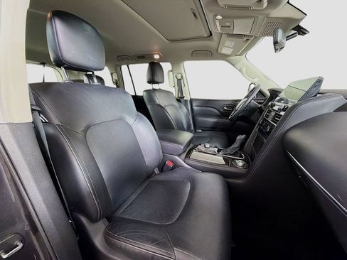 Used 2024 INFINITI QX80 Luxe AWD/4WD image 31