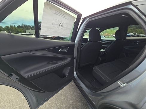 New 2025 Chevrolet Blazer EV LT w/ LPO, All-Weather Mat Package image 11