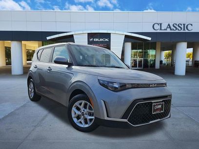 Used 2024 Kia Soul LX w/ Option Group 015