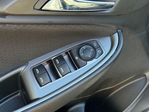 Used 2020 Chevrolet Malibu RS FWD image 15