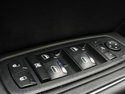 Used 2022 Maserati Levante GT image 16